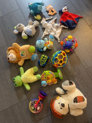 Lot jouets
