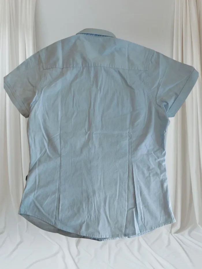Chemise manches courtes neuve T.M - photo numéro 2