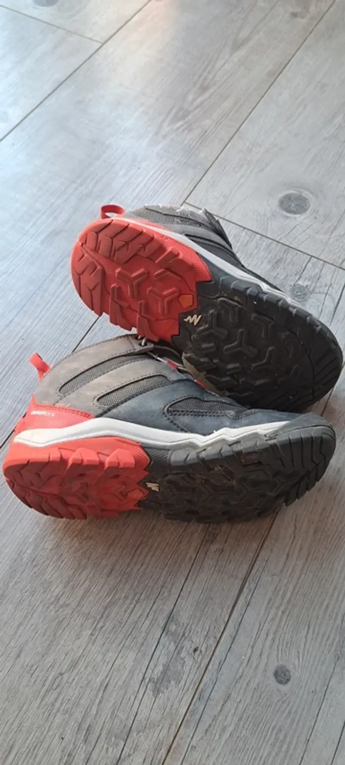 Chaussures randonnée 32 - photo numéro 3