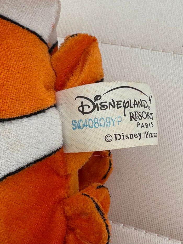 Peluche Nemo orange et blanche de Disney - photo numéro 5