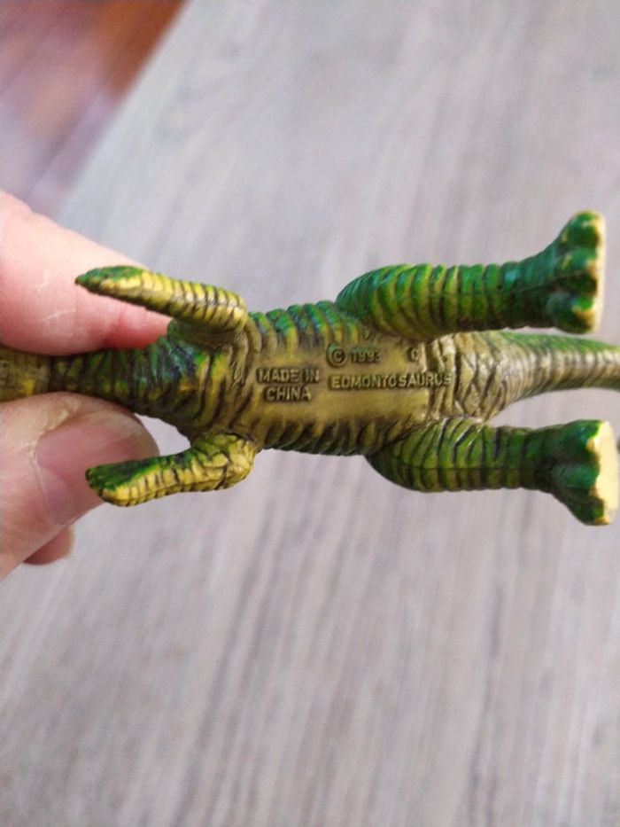 Porte clés dinosaure - photo numéro 3