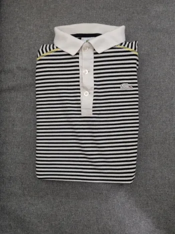 Polo de sport Lacoste – Taille M