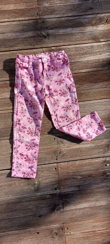 Pantalon jean rose fleur 5 ans 