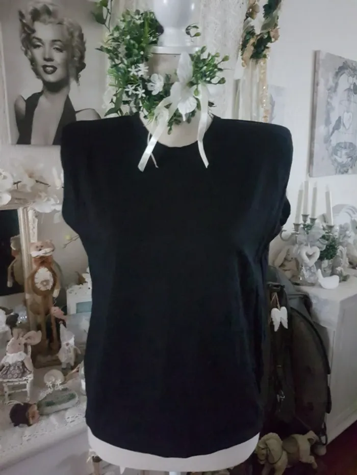 Haut noir epaulettes Mango Taille S