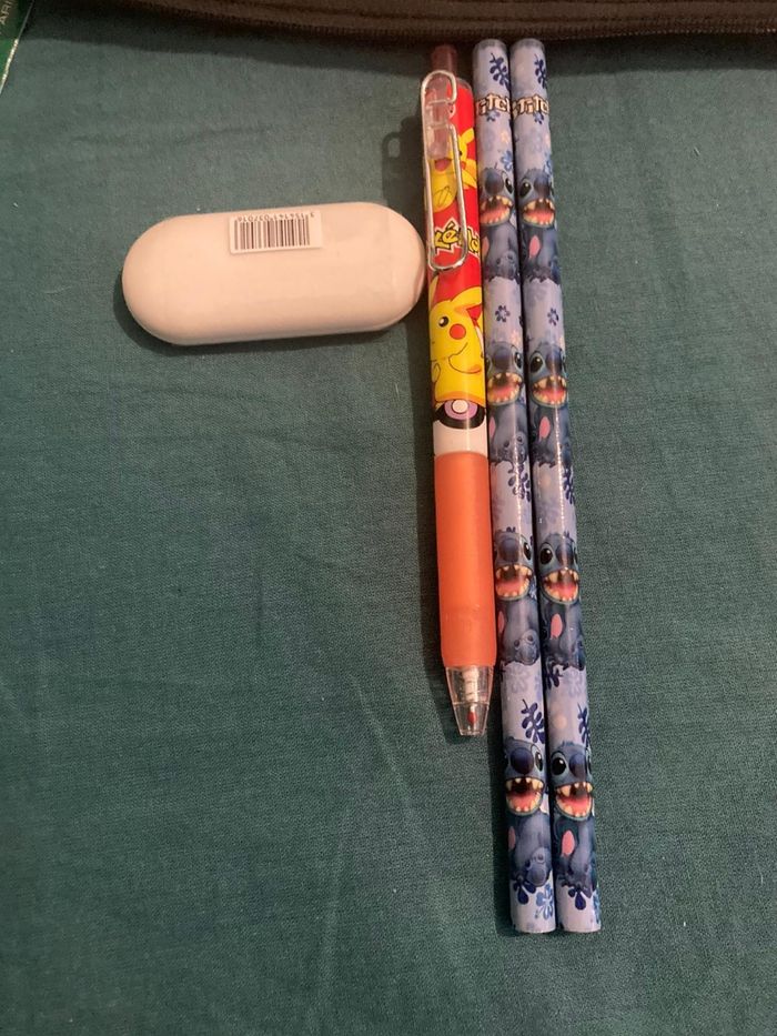 Lot coloriage neuf - photo numéro 2