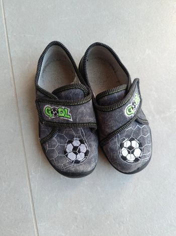Chaussons garçon 26