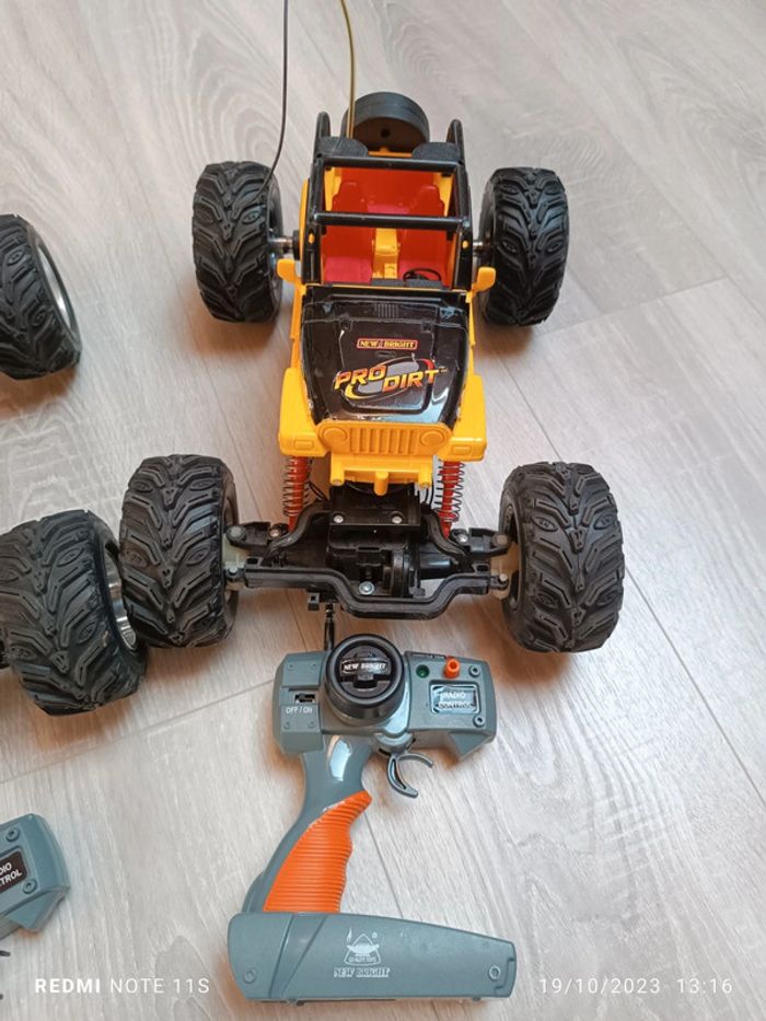 4*4 télécommandée - photo numéro 3