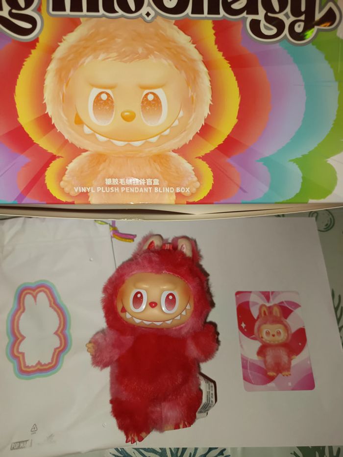 Labubu Love Pop Mart original Big Into Energy