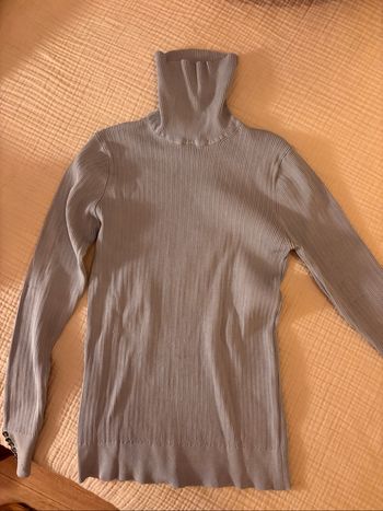 Pull bleu