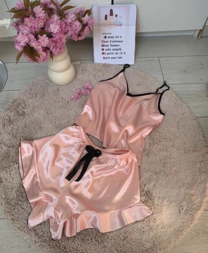 Pyjama short rose satinée - photo numéro 3