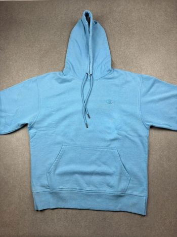 Pull champion bleu logo brodé à capuche bleu clair