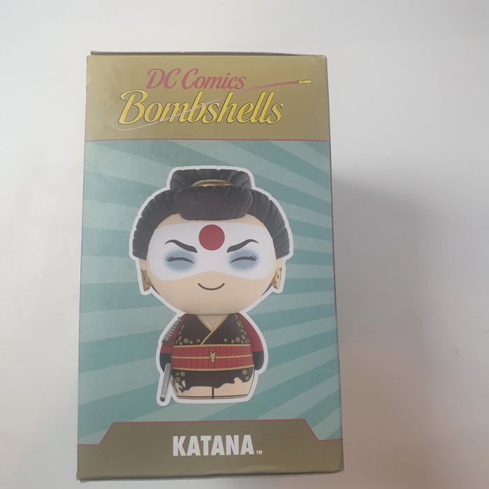 DC Comics Bombshells Funko Dorbz Vinyl figurine Katana 8 cm - photo numéro 4