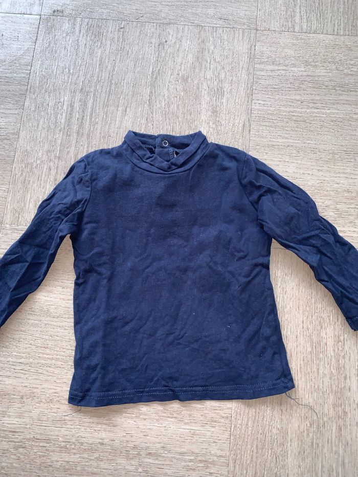 Tee-shirt manches longues taille 24 mois in extenso