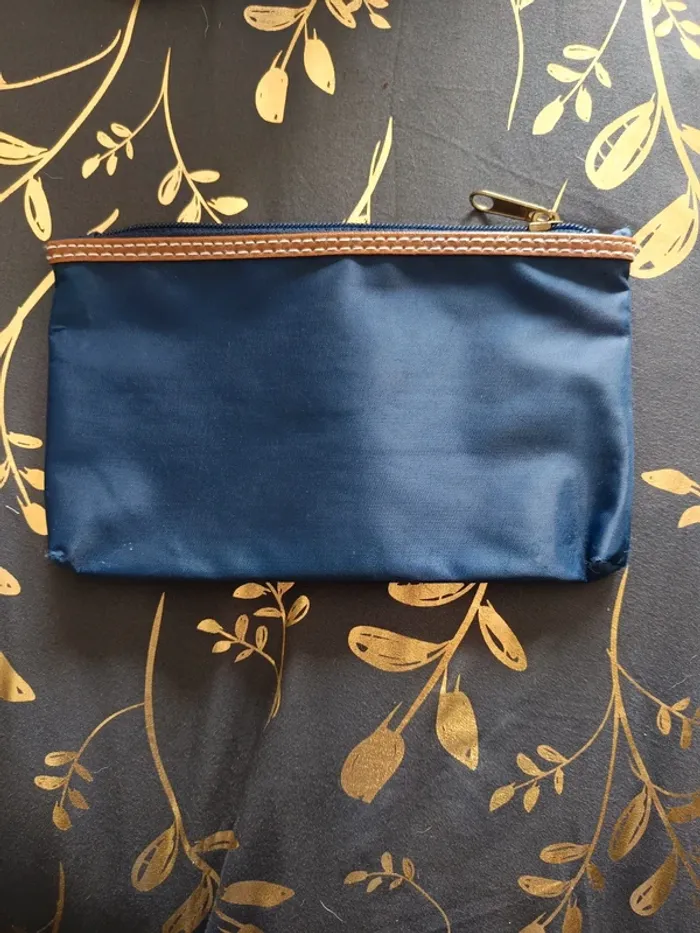 Pochette - photo numéro 2
