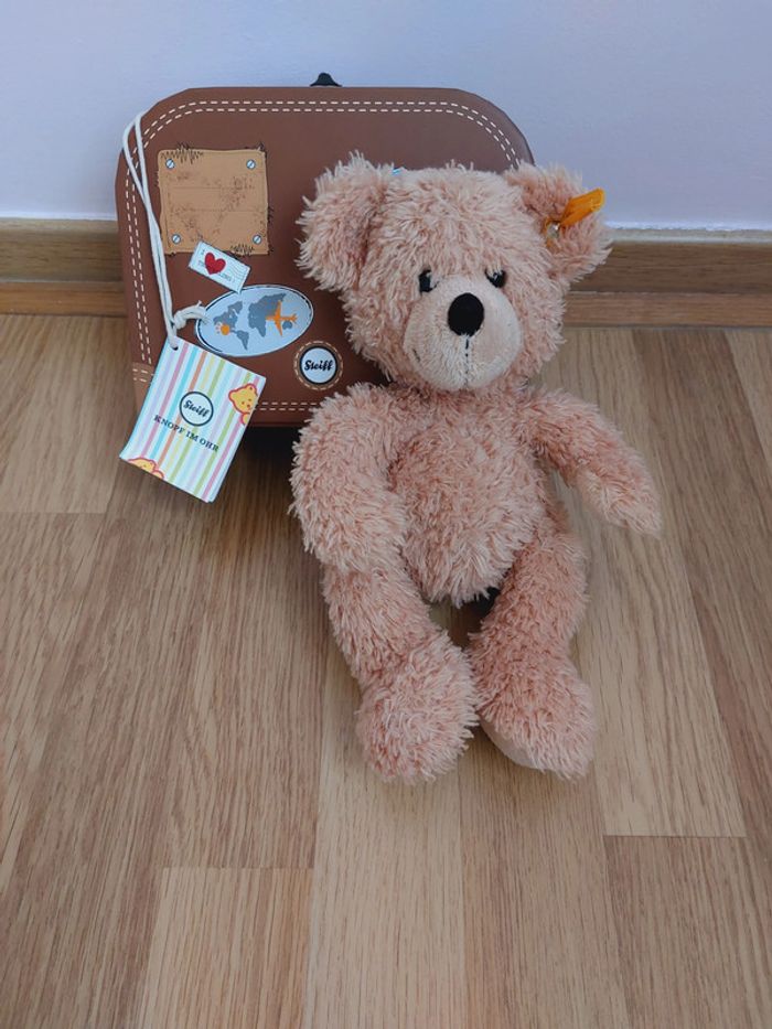 Peluche Ours Teddy Fynn et sa valise - marque Steiff - NEUF