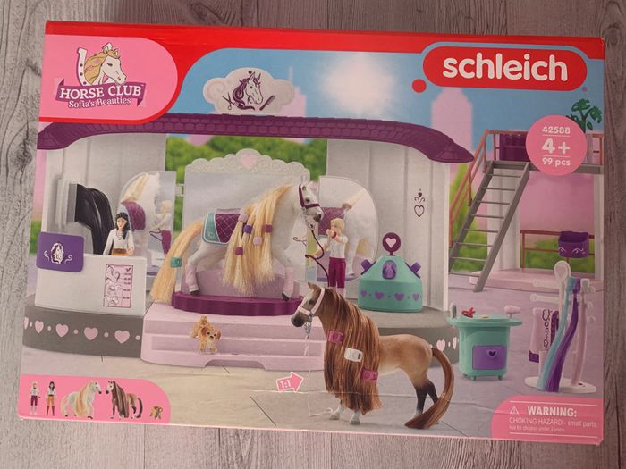 Écurie Schleich 42588 Salon de Beauté Sofia's Beauties avec Accessoires de Pansage et Figurines Schl