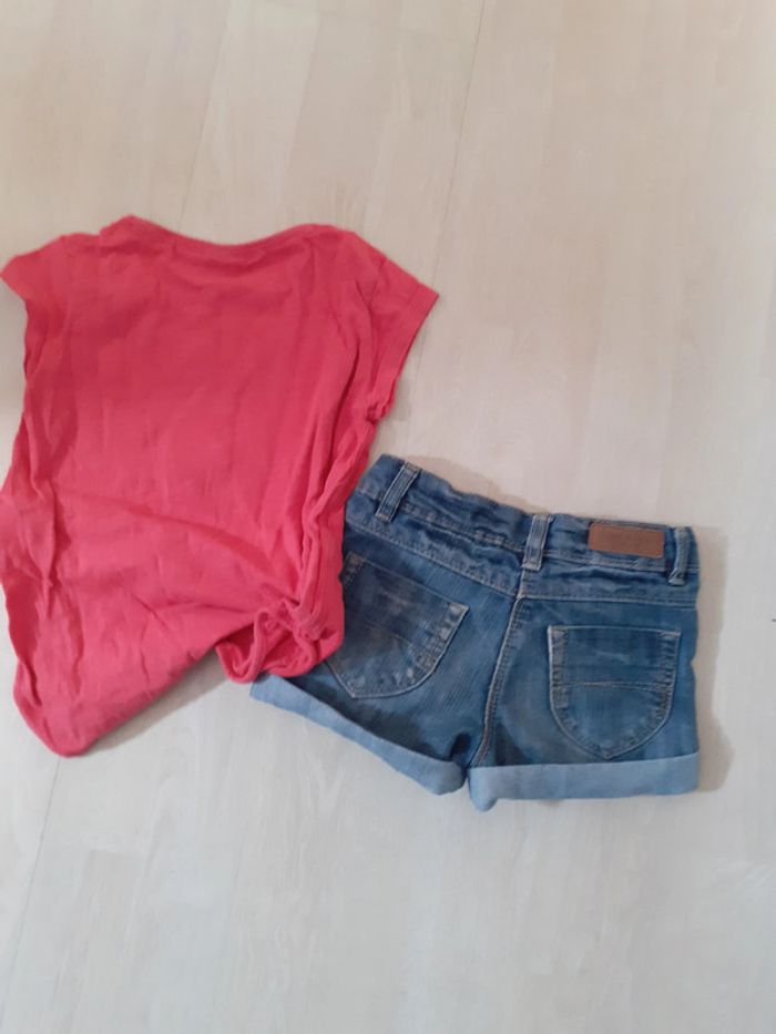 Short et tee-shirt 4 ans - photo numéro 2