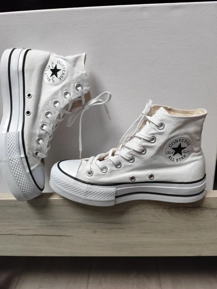 Converse plateforme blanche