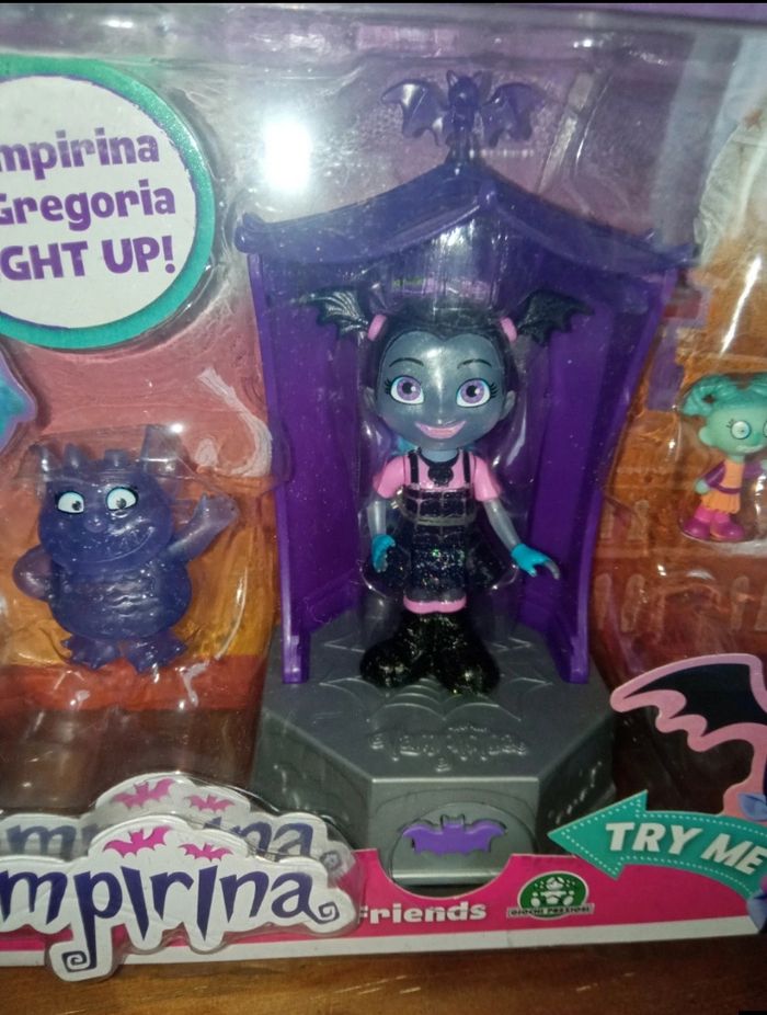 Coffret Vampirina Disney - photo numéro 2