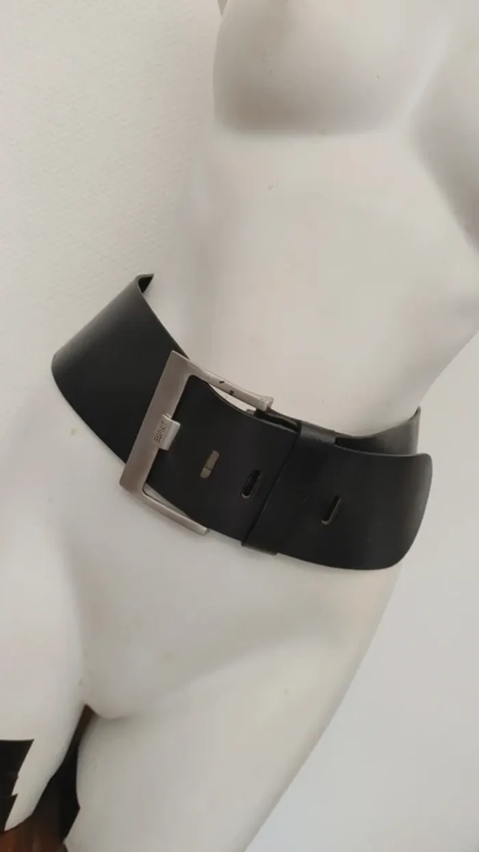 Épaisse large ceinture en cuir vintage noir - photo numéro 9