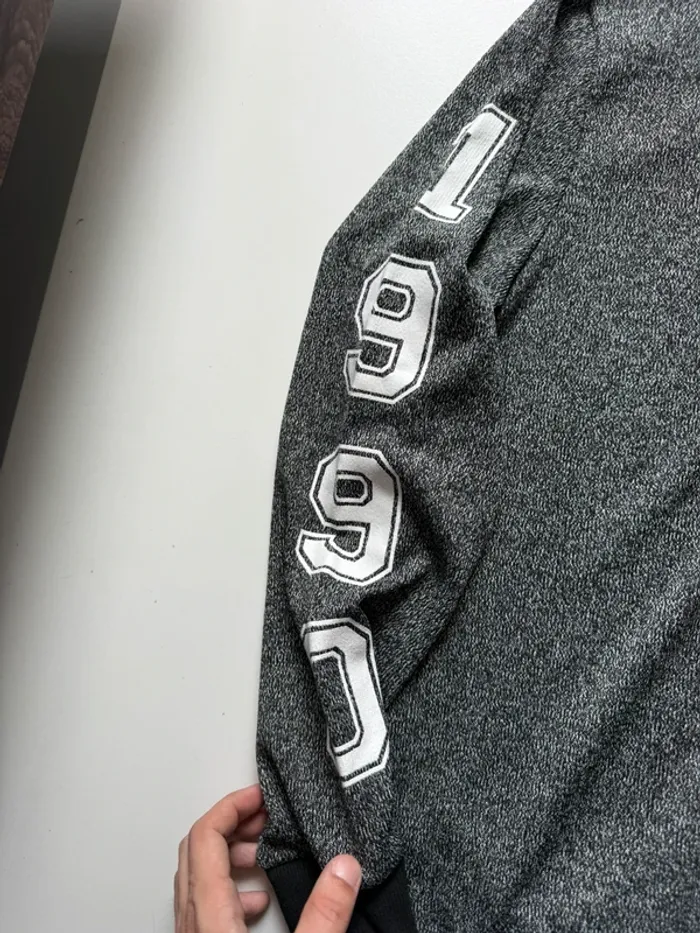 Pull gris à col montant – Style streetwear - photo numéro 4