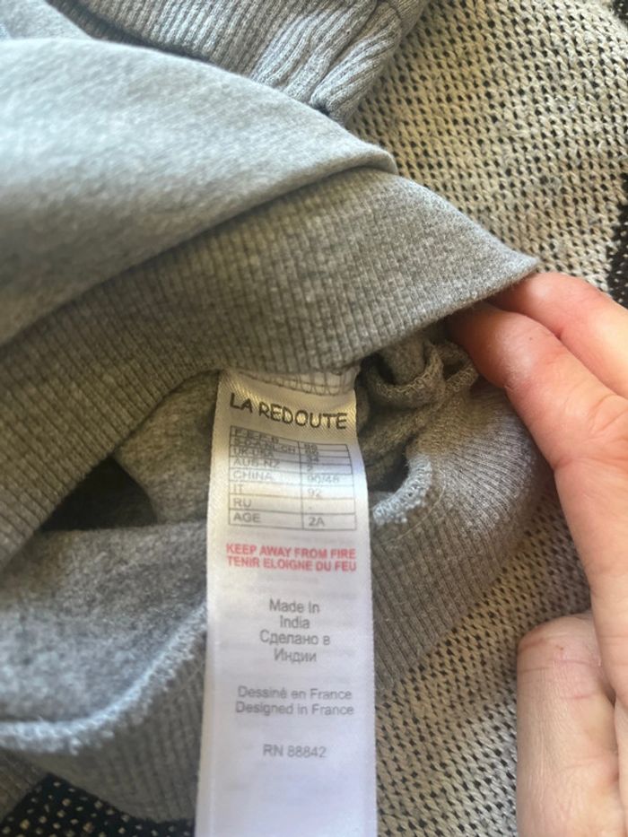 Sweat 2ans la redoute - photo numéro 4