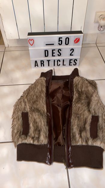 Veste sans manche fausse fourrure 12 ans