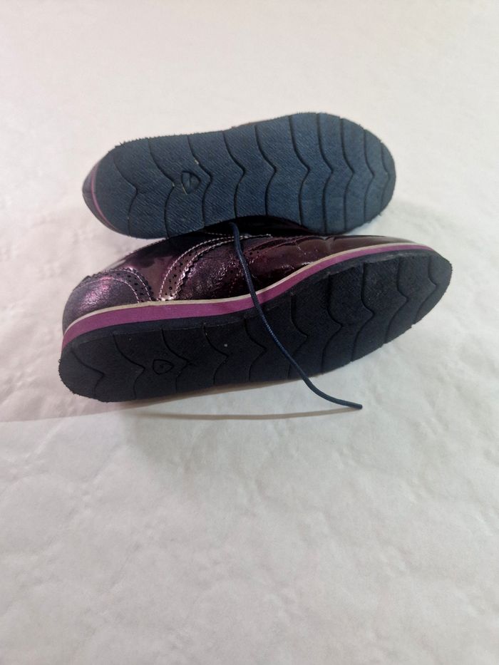 Chaussures  , femme  , type bateaux  / mocassins  , de la marque  My B  , taille 37 - photo numéro 8