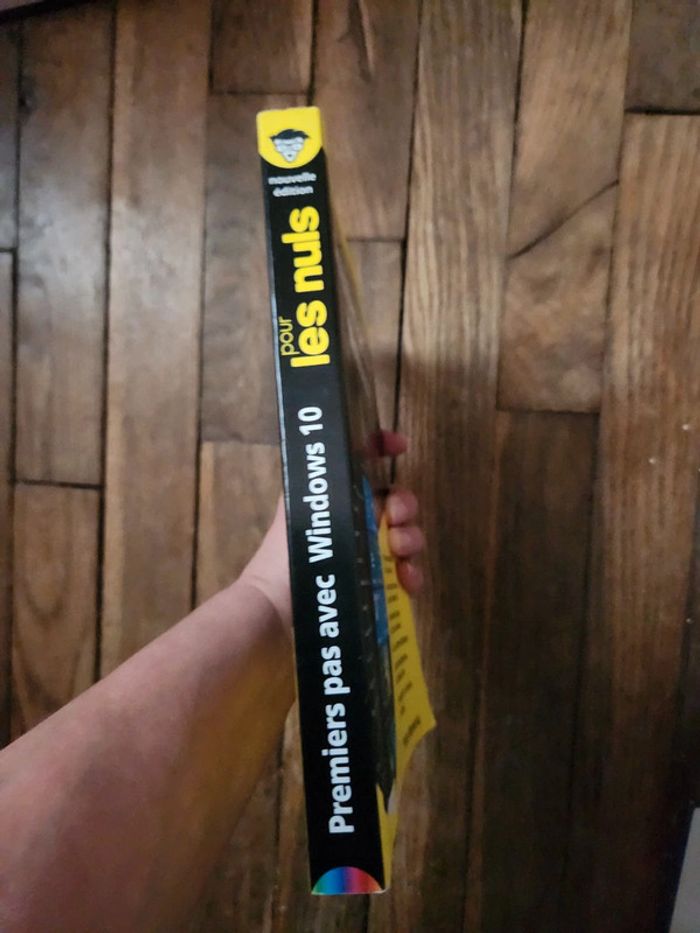 Livre Premiers pas avec Windows 10 pour les nuls - photo numéro 4