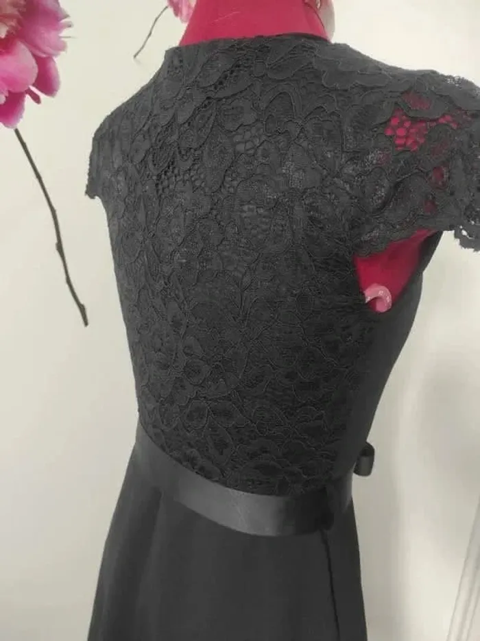 Robe noire avec dentelle Morgan Neuve - photo numéro 4