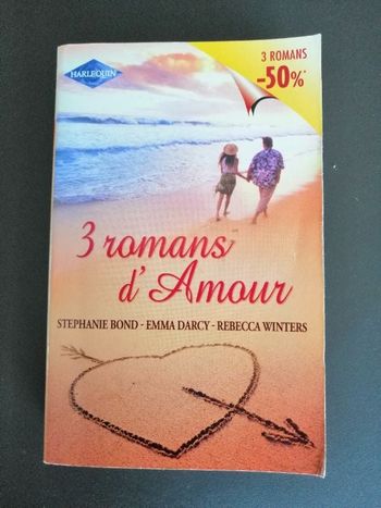 Livre Harlequin contenant 3 romans d'Amour en bon état
