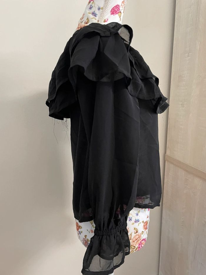 Haut asymétrique noir Asos une épaule dénudée à manche longue - photo numéro 5