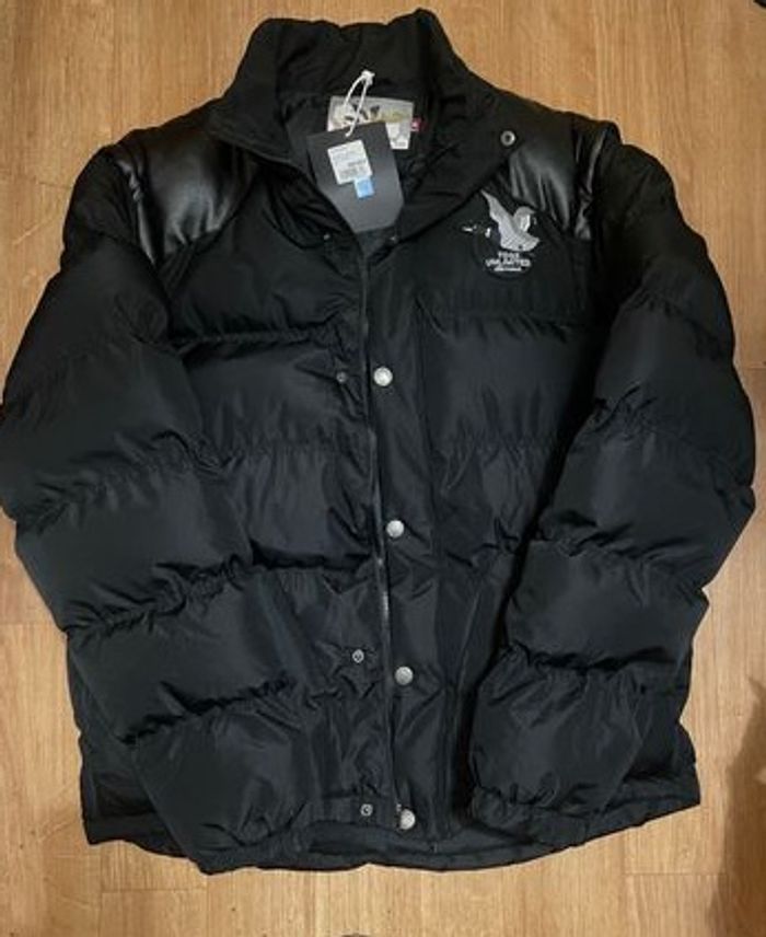 Doudoune chevignon homme  noir ,  togs taille XL   Neuf avec étiquette