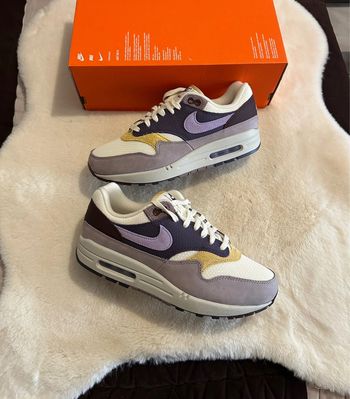 Nike Air Max 1 Dark Raisin Hydrangeas