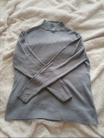 Pull gris col roulé