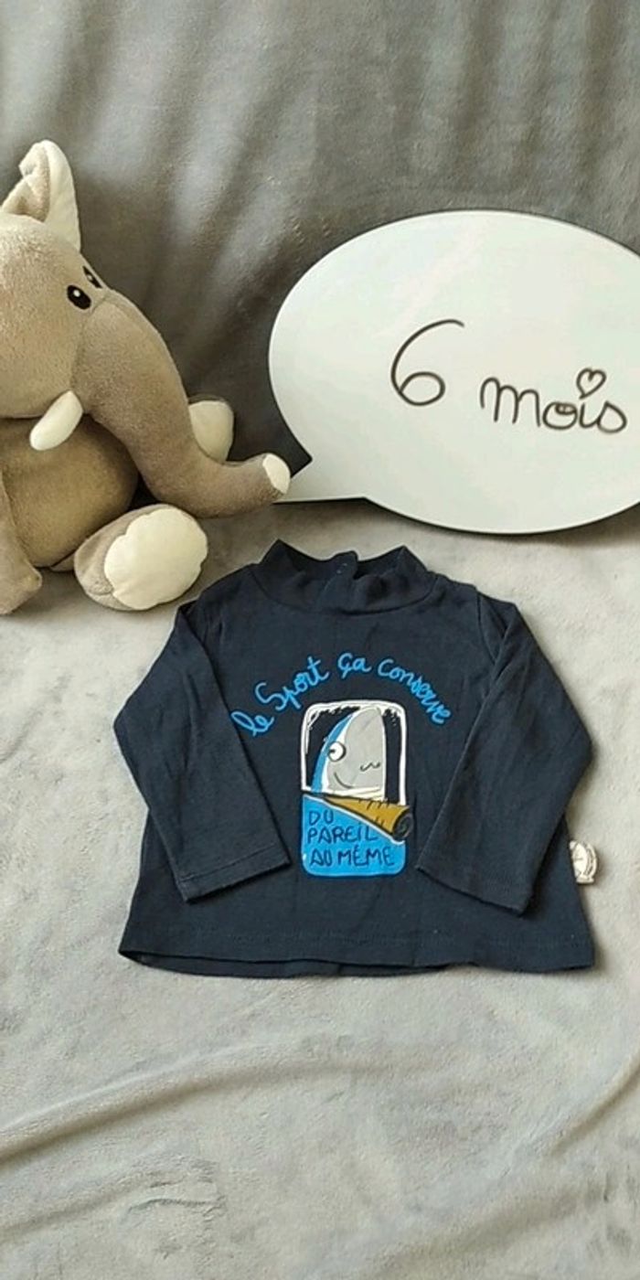 Tee shirt manches longues / pull léger col roulé Garçon 6 mois "Le sport ça conserve" 100% coton