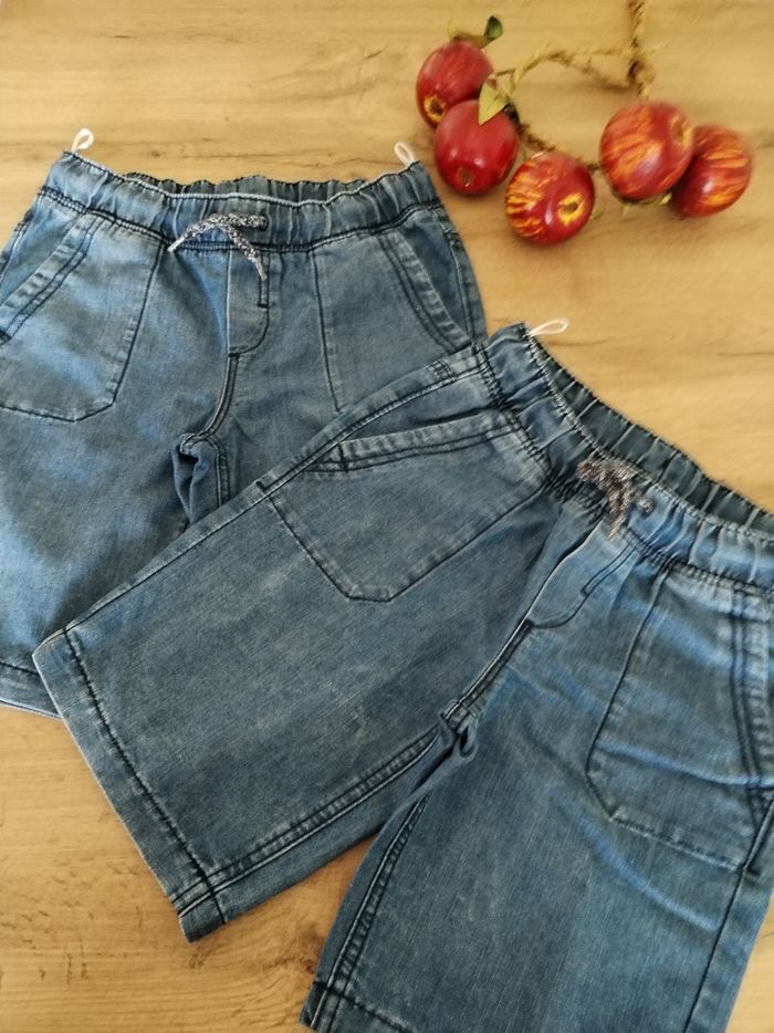 Lot de 2 shorts en jean 9 ans - photo numéro 3