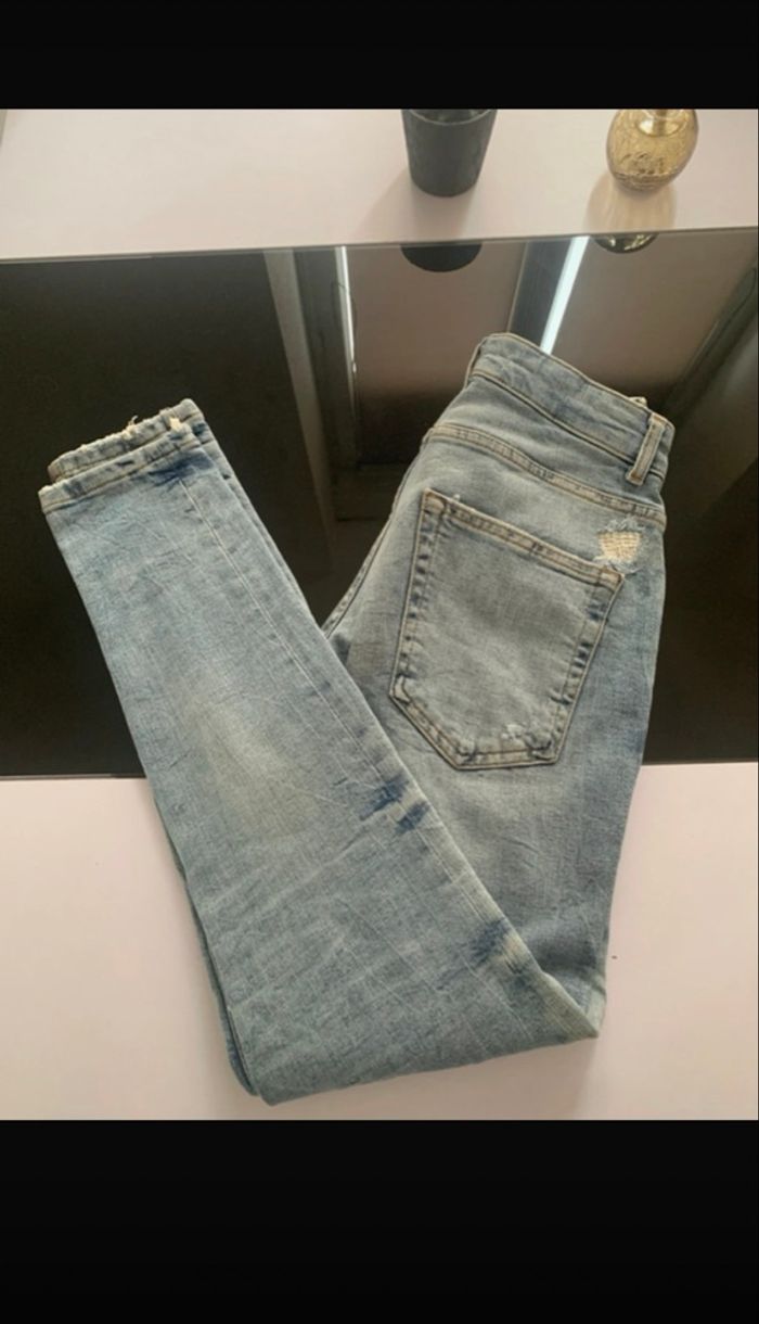 Jeans Femme ZARA Neuf - photo numéro 4