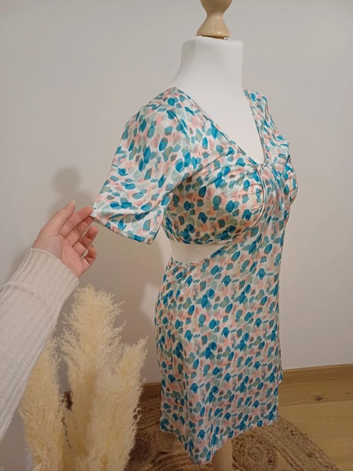 Robe légère colorée asymétrique Kling taille M 38 - photo numéro 4