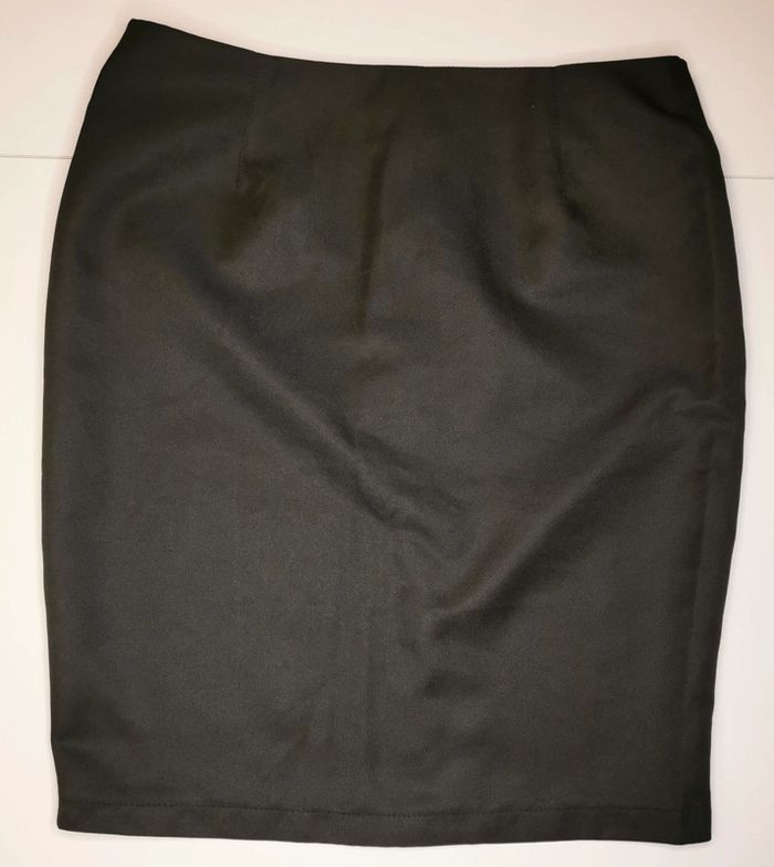 Jupe noire classique Kiabi Taille 36