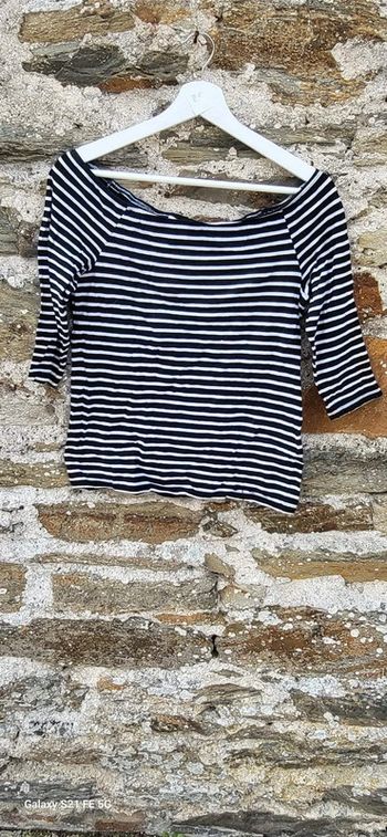 Pull épaules dénudé