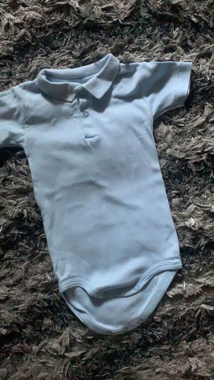 Lot de 2 grenouillères et 4 bodies - photo numéro 12