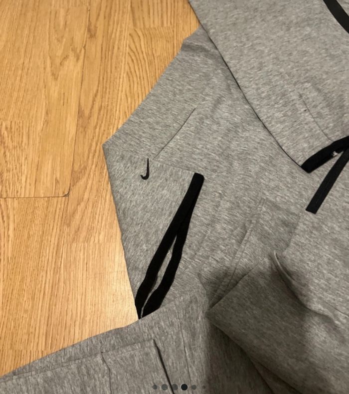 Ensemble Nike Tech - photo numéro 4