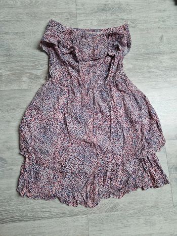 Robe bustier stradivarius indiquée taille S mais convient à un XS