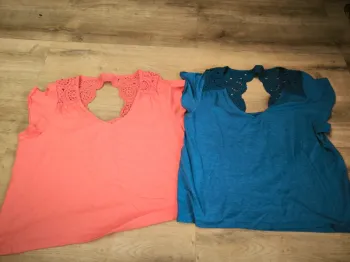Lot de 2 tee shirts dentelle
