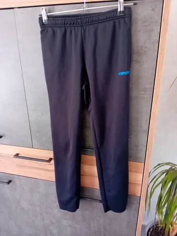 Jogging de sport de chez Kipsta  en taille 12/14 ans