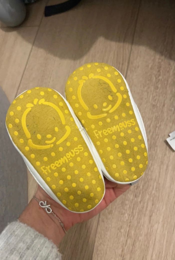 Baskets bébé - photo numéro 2