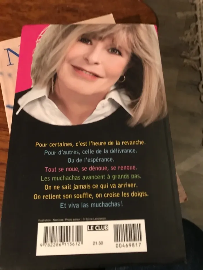 Livre muchachas 3 - photo numéro 2