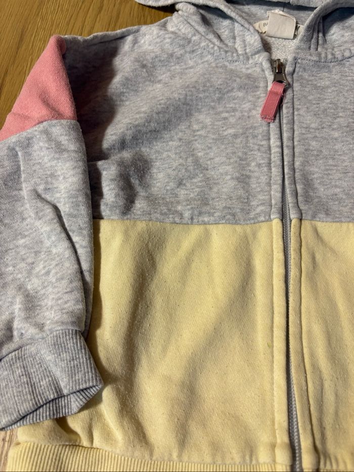 Ensemble fille taille 98/104 - photo numéro 2