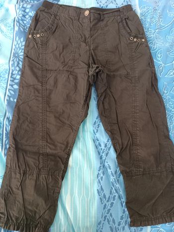 Pantacourt noir taille 40